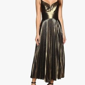 Elegant Gold Evening Gown